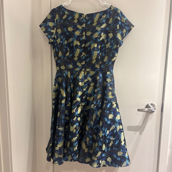 Shabby Apple Dress - Picture 3 of 5